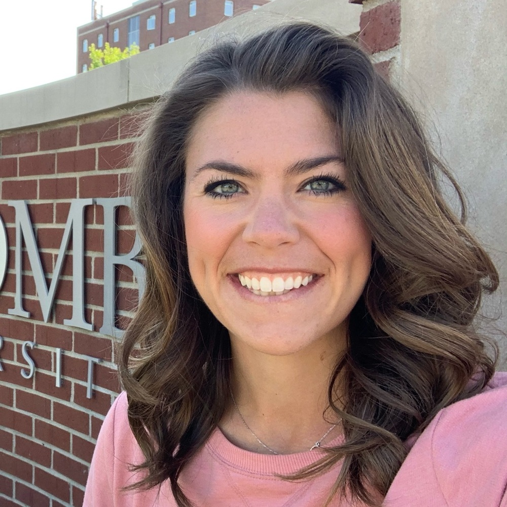 Meet your Posher, Leanna